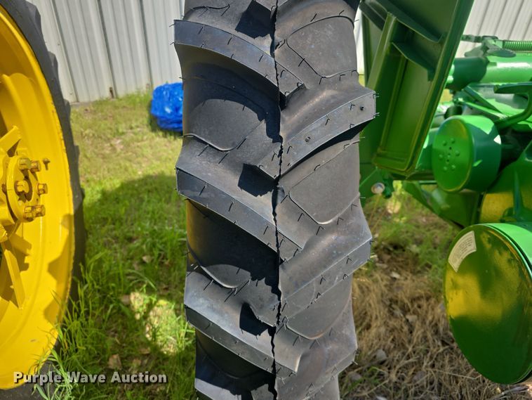 image for item EK2355 John Deere  B tractor