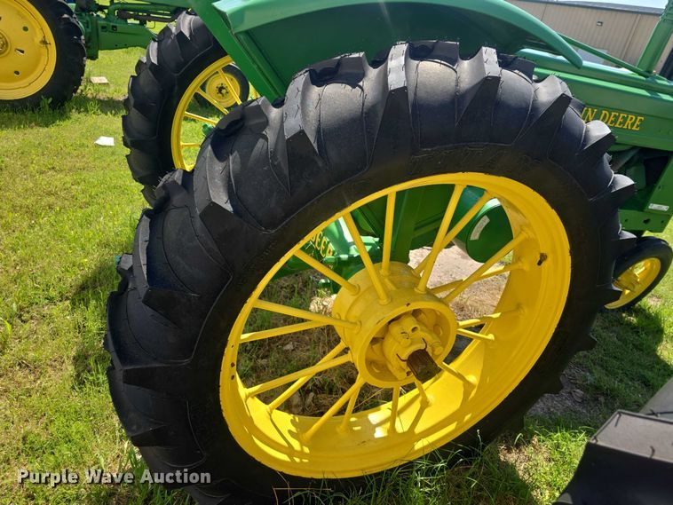 image for item EK2355 John Deere  B tractor