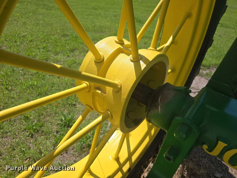 image for item EK2355 John Deere  B tractor