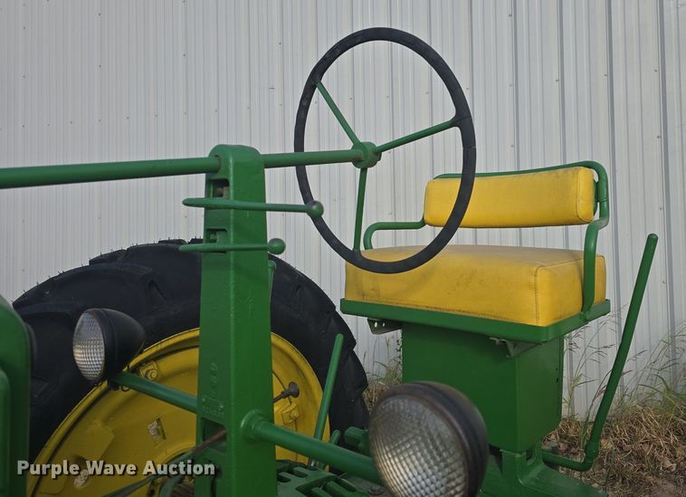 image for item EK2356 1951 John Deere  B tractor
