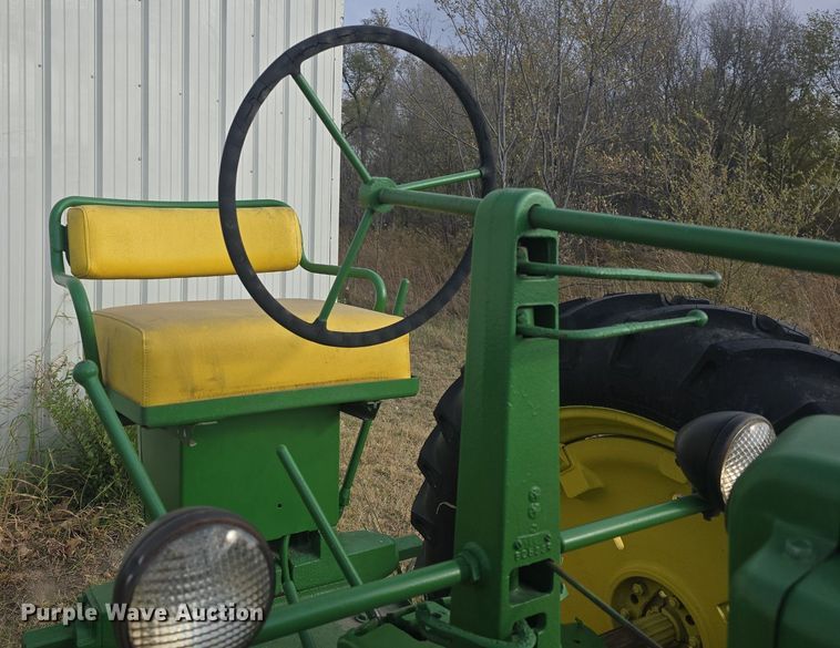 image for item EK2356 1951 John Deere  B tractor