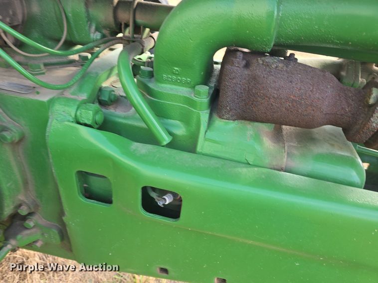 image for item EK2356 1951 John Deere  B tractor