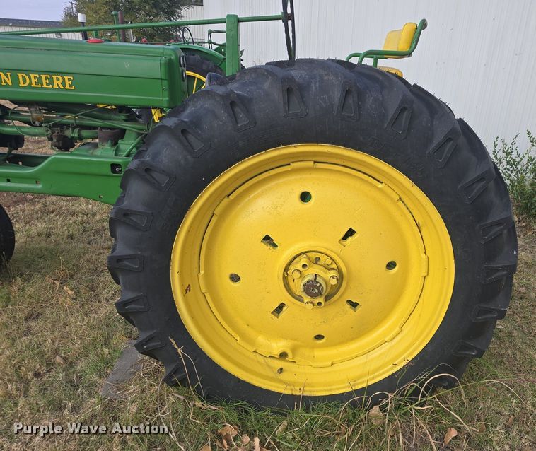image for item EK2356 1951 John Deere  B tractor