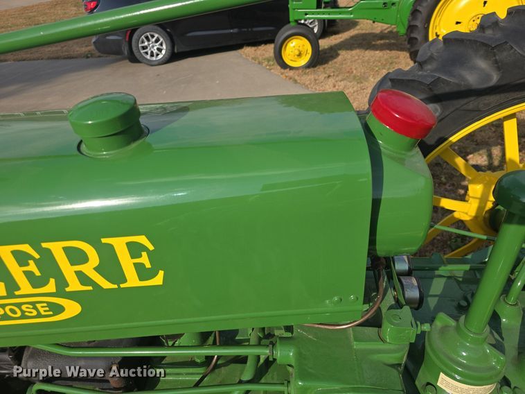 image for item EK2358 1937 John Deere  B tractor