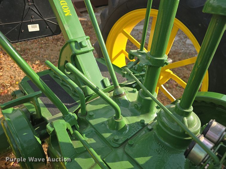 image for item EK2358 1937 John Deere  B tractor