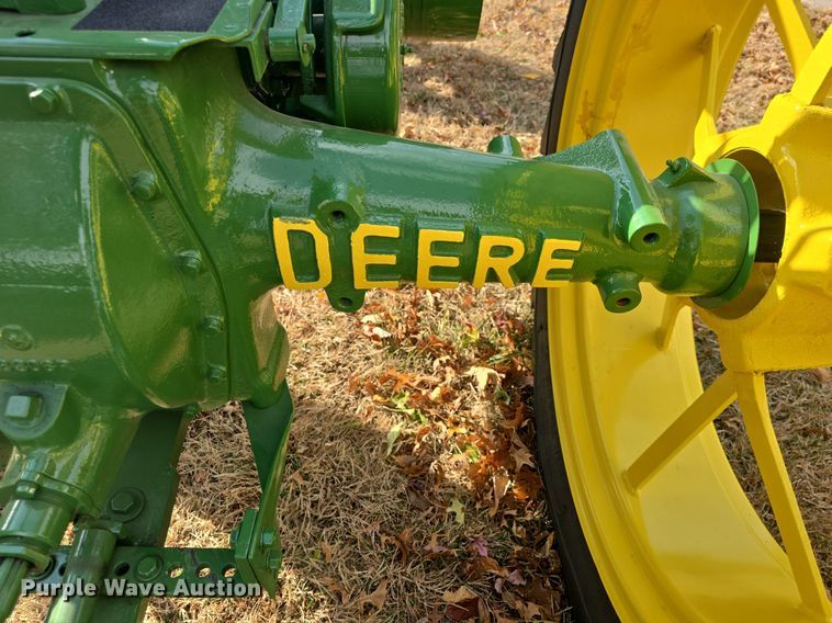image for item EK2358 1937 John Deere  B tractor