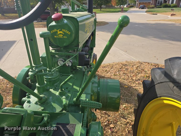 image for item EK2358 1937 John Deere  B tractor