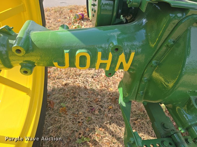 image for item EK2358 1937 John Deere  B tractor