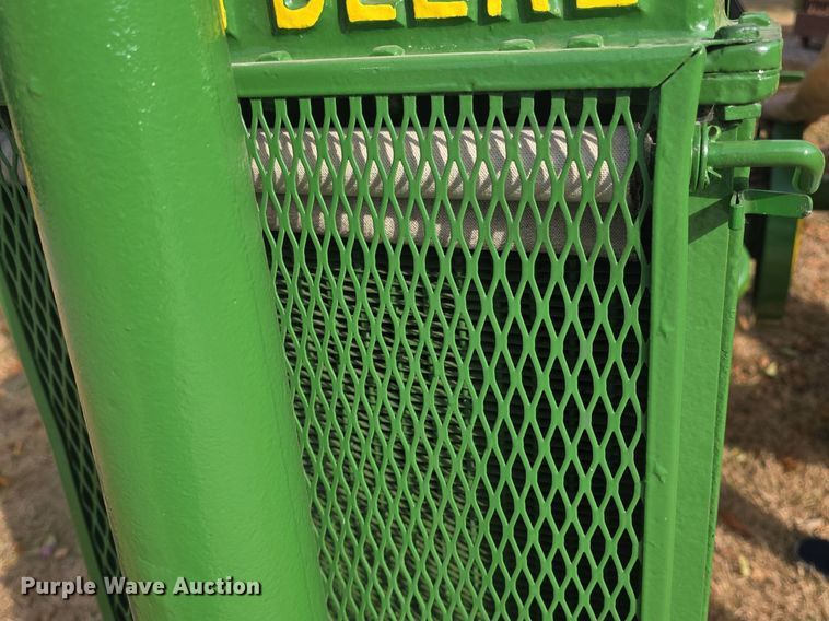 image for item EK2358 1937 John Deere  B tractor