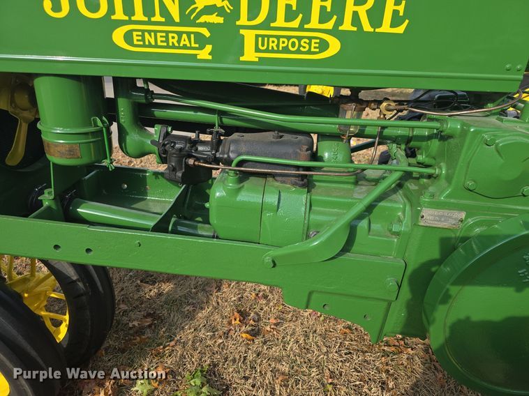 image for item EK2358 1937 John Deere  B tractor