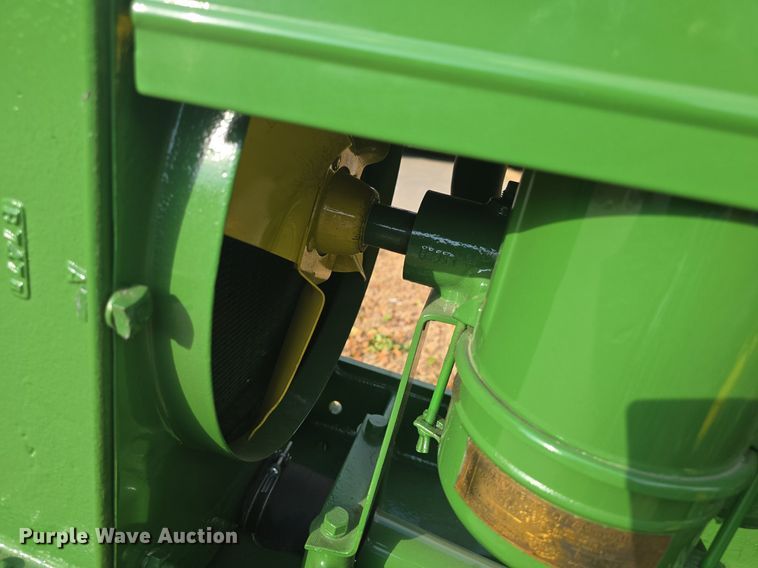 image for item EK2358 1937 John Deere  B tractor