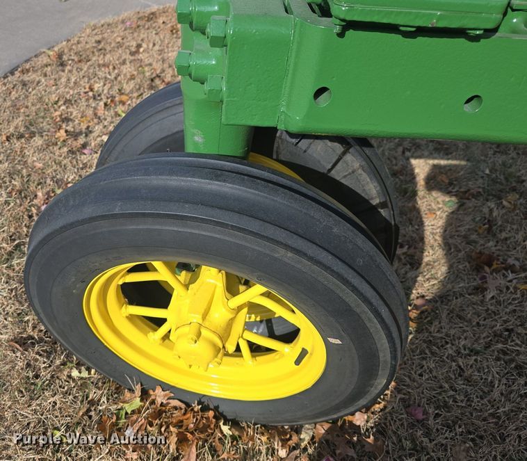 image for item EK2358 1937 John Deere  B tractor