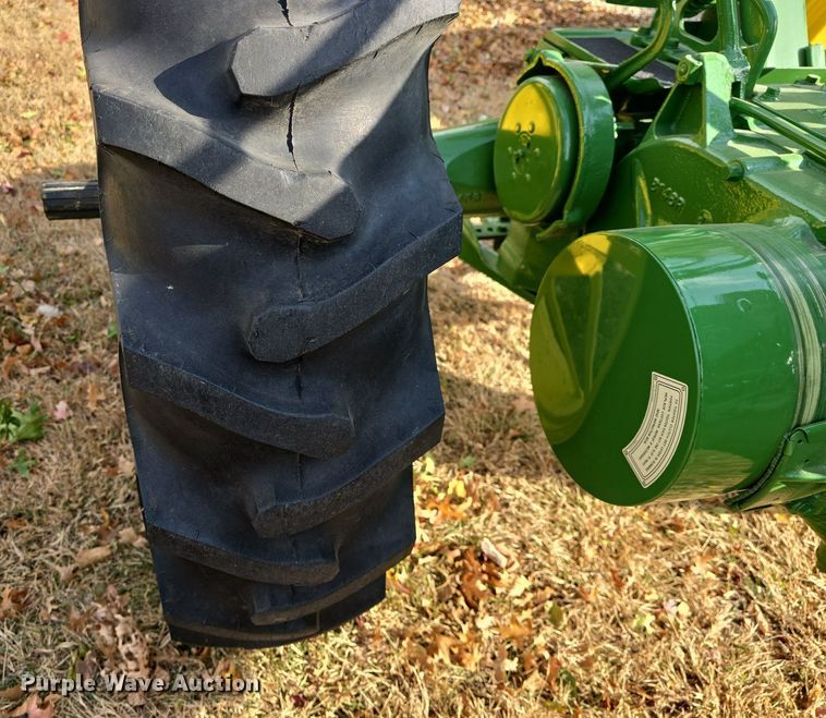 image for item EK2358 1937 John Deere  B tractor