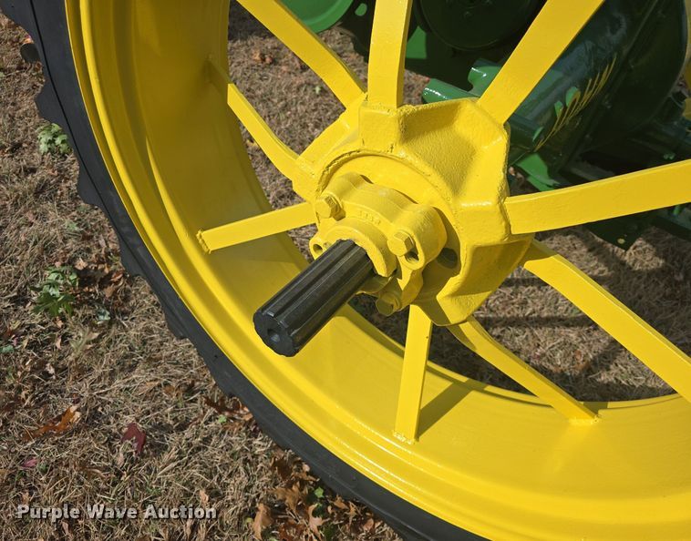 image for item EK2358 1937 John Deere  B tractor