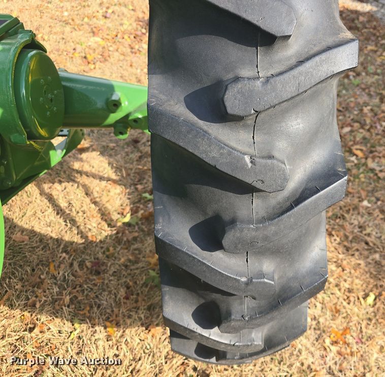 image for item EK2358 1937 John Deere  B tractor