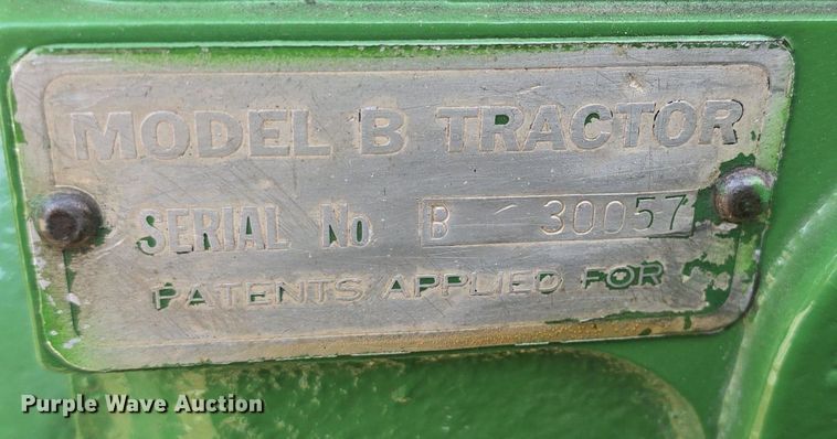 image for item EK2358 1937 John Deere  B tractor