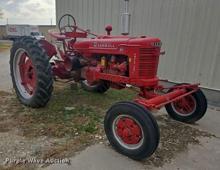 image for item EK2359 1941 Farmall H tractor