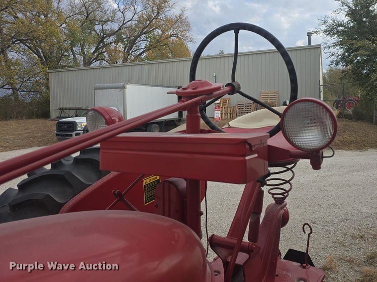 image for item EK2359 1941 Farmall H tractor