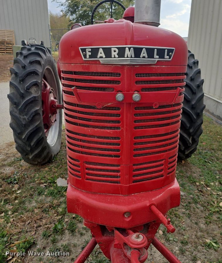 image for item EK2359 1941 Farmall H tractor