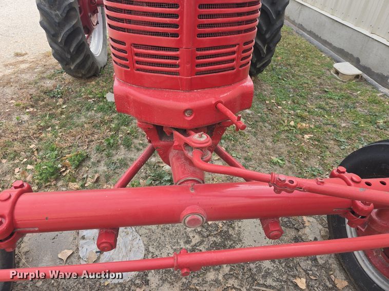 image for item EK2359 1941 Farmall H tractor