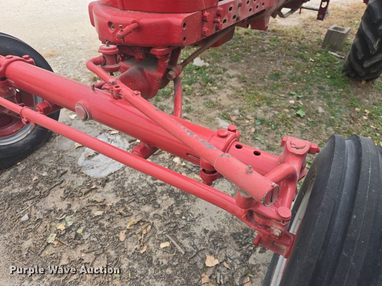 image for item EK2359 1941 Farmall H tractor