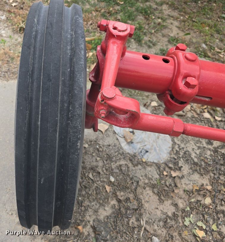 image for item EK2359 1941 Farmall H tractor