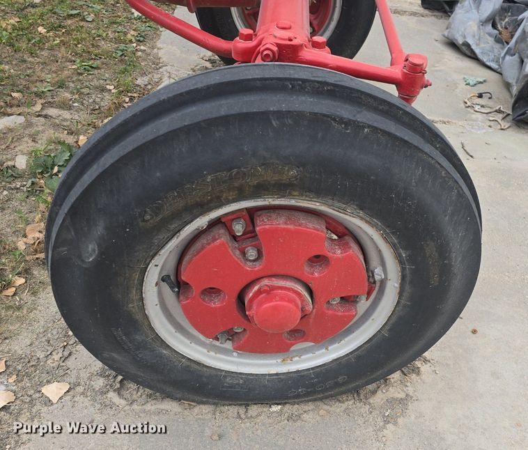 image for item EK2359 1941 Farmall H tractor