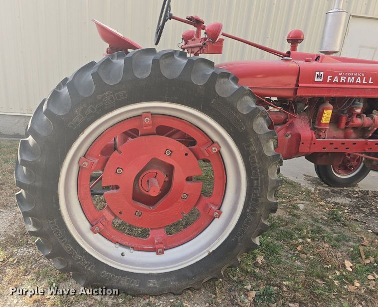 image for item EK2359 1941 Farmall H tractor