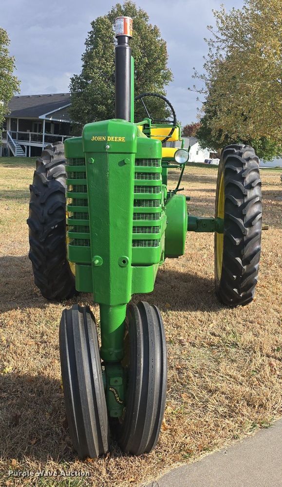 image for item EK2360 1949 John Deere  B tractor