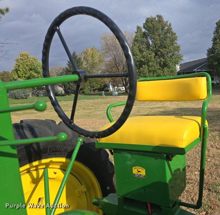 image for item EK2360 1949 John Deere  B tractor