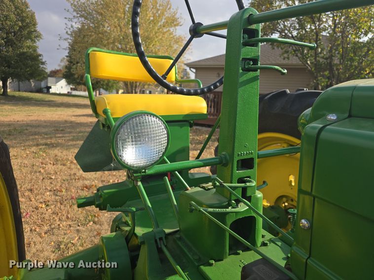 image for item EK2360 1949 John Deere  B tractor