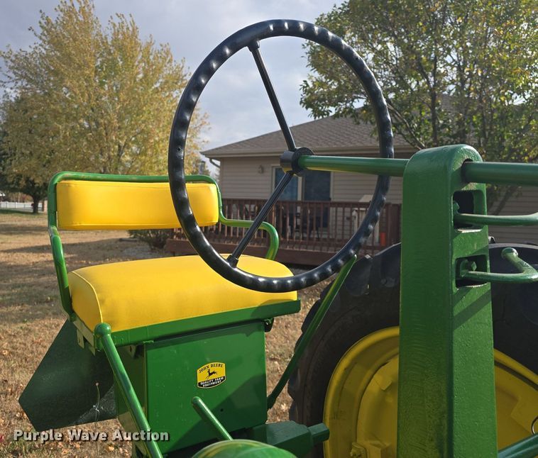 image for item EK2360 1949 John Deere  B tractor