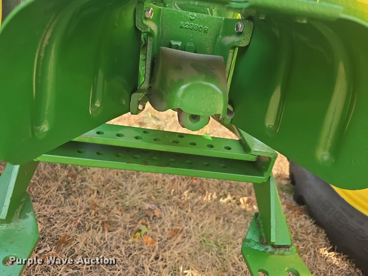 image for item EK2360 1949 John Deere  B tractor