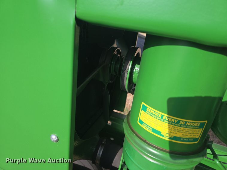 image for item EK2360 1949 John Deere  B tractor