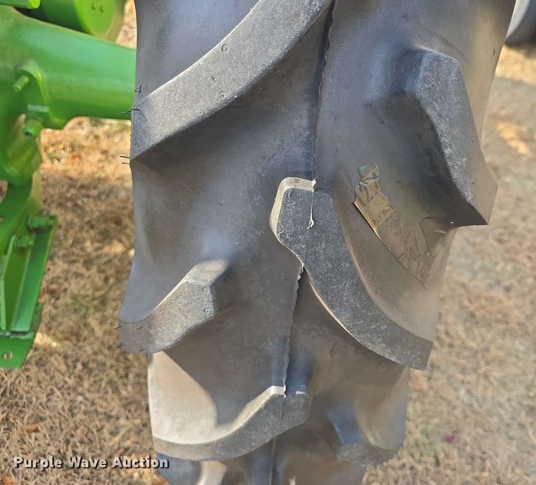 image for item EK2360 1949 John Deere  B tractor