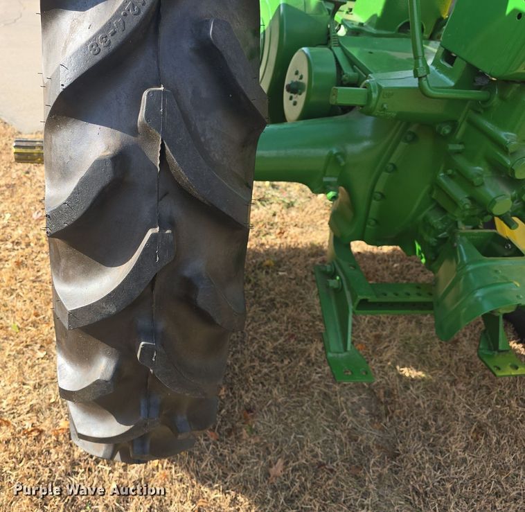 image for item EK2360 1949 John Deere  B tractor