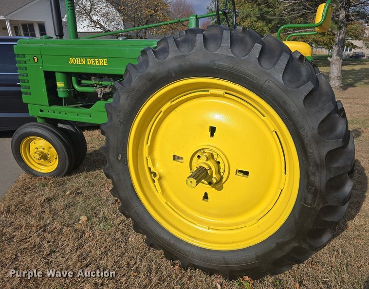 image for item EK2360 1949 John Deere  B tractor
