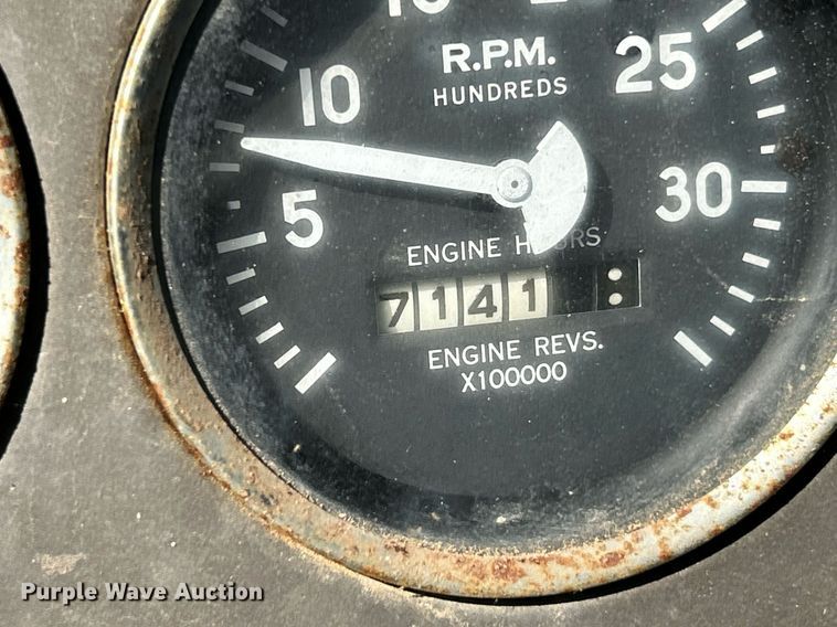 image for item EK2829 International Fleetstar 2050A flatbed truck