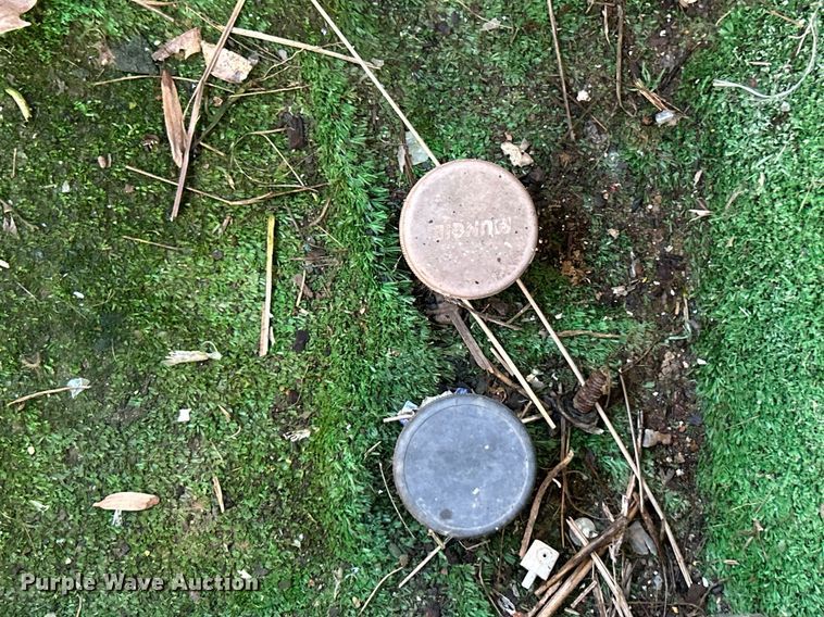 image for item EK2829 International Fleetstar 2050A flatbed truck