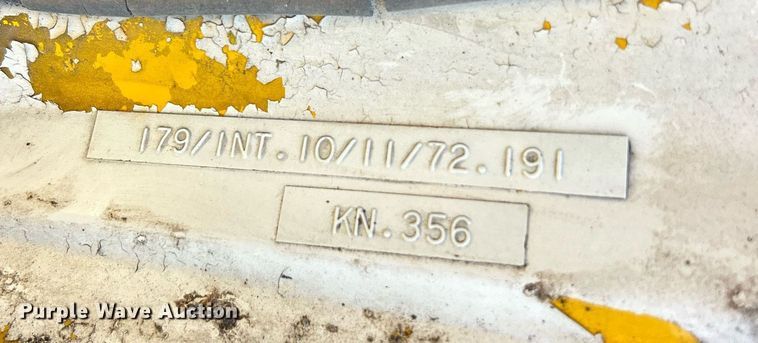 image for item EK2829 International Fleetstar 2050A flatbed truck