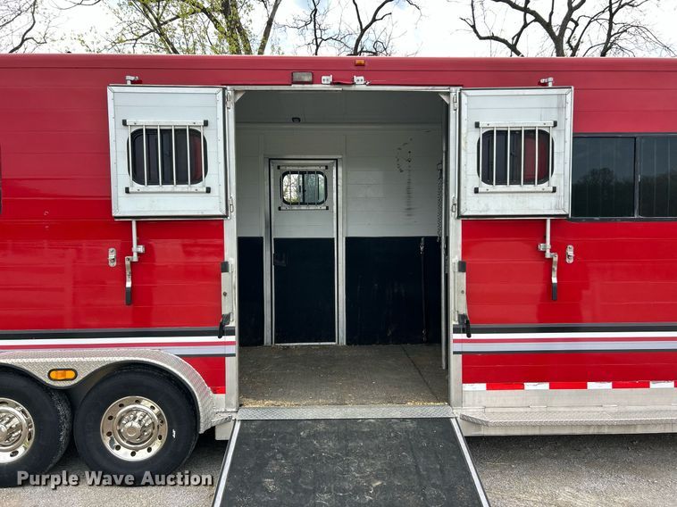 image for item EK2941 2006 Jamco South Trailers livestock trailer