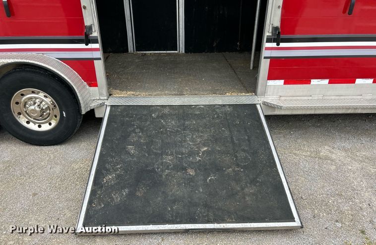 image for item EK2941 2006 Jamco South Trailers livestock trailer