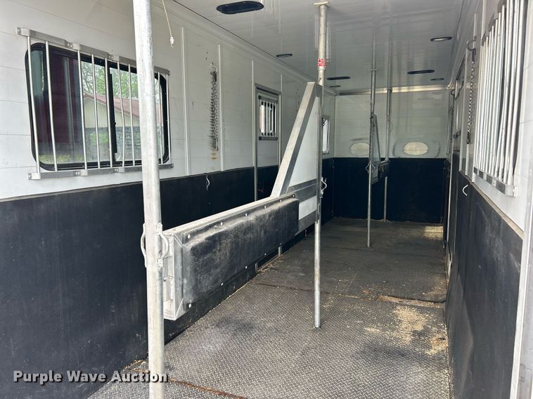 image for item EK2941 2006 Jamco South Trailers livestock trailer