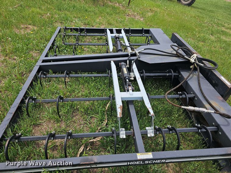 image for item EK5142 Hoelscher 150 skid steer bale accumulator grapple