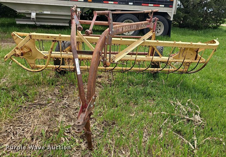 image for item EK5143 New Holland 56 hay rake