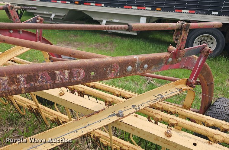 image for item EK5143 New Holland 56 hay rake