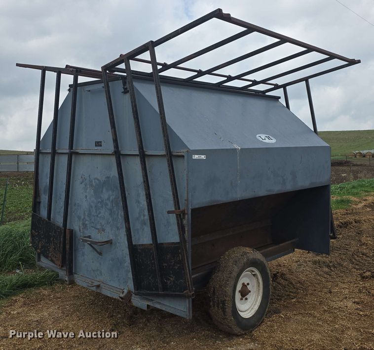 image for item EK5196 (2) L-H creep feeders