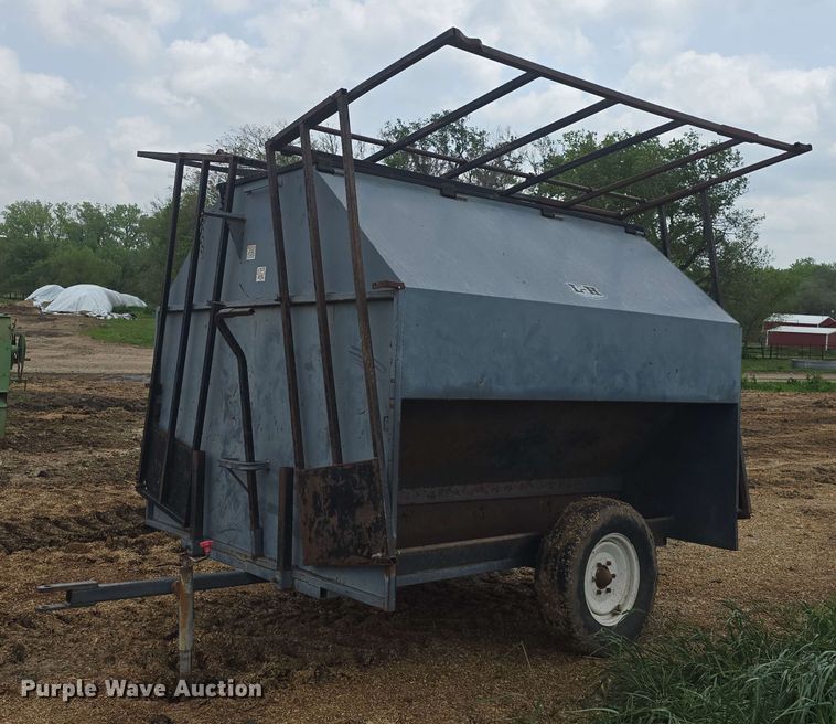 image for item EK5196 (2) L-H creep feeders