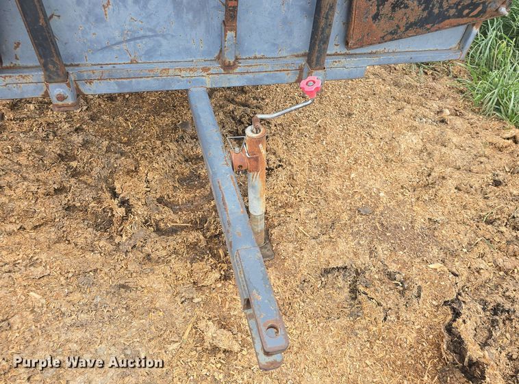 image for item EK5196 (2) L-H creep feeders