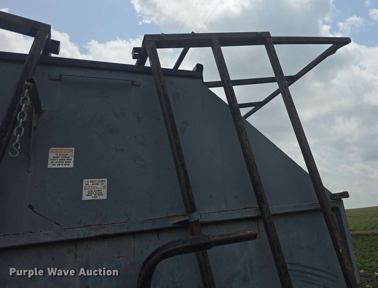 image for item EK5196 (2) L-H creep feeders